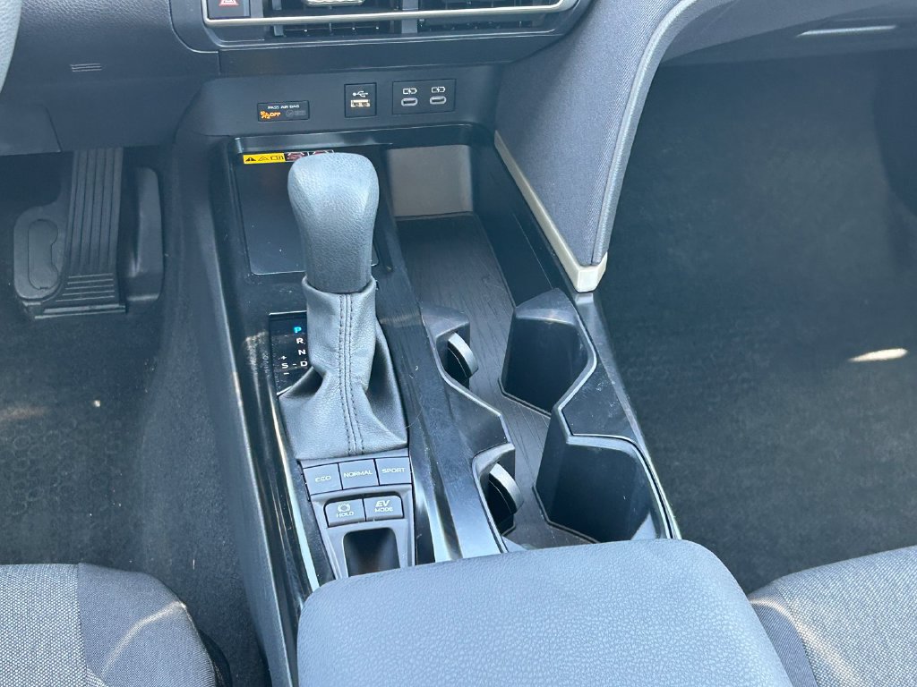 Used 2025 Toyota Camry LE w/ Convenience Package AWD/4WD image 20