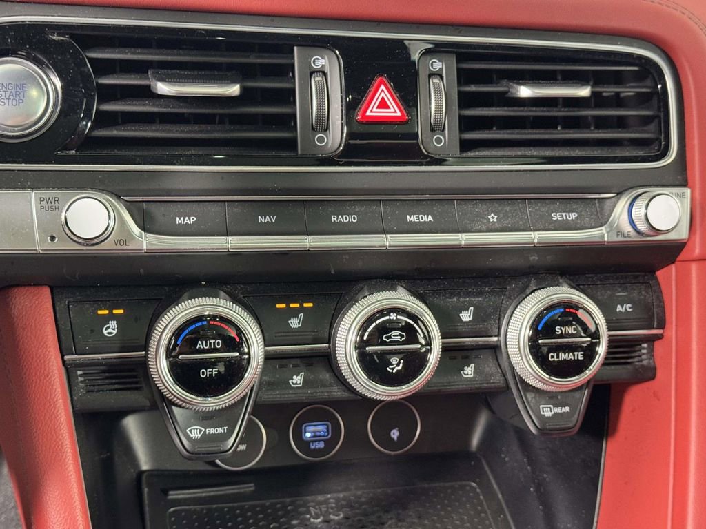 Used 2023 Genesis G70 3.3T w/ Sport Advanced Package image 28