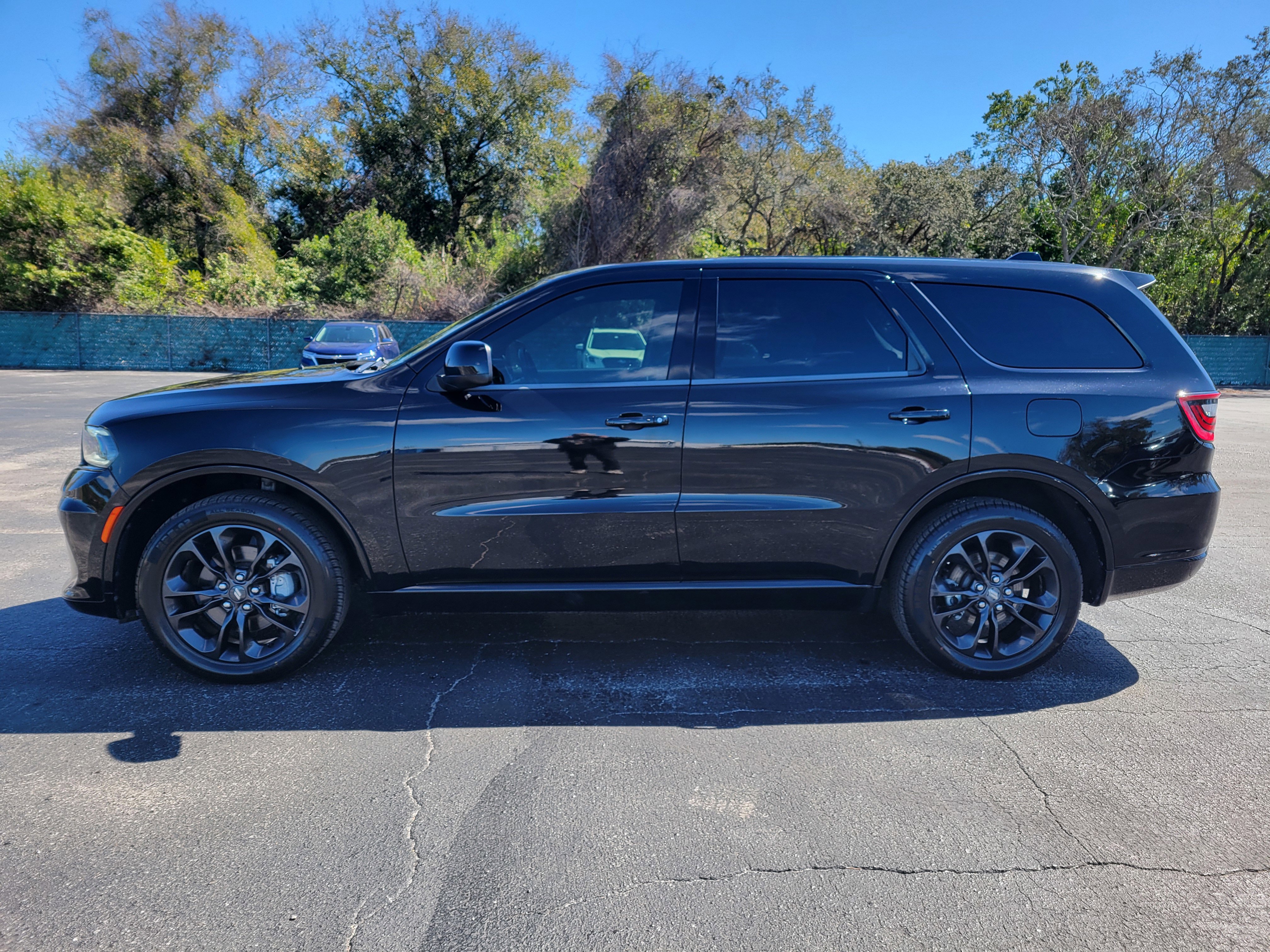 Used 2022 Dodge Durango SXT w/ Blacktop Package image 9