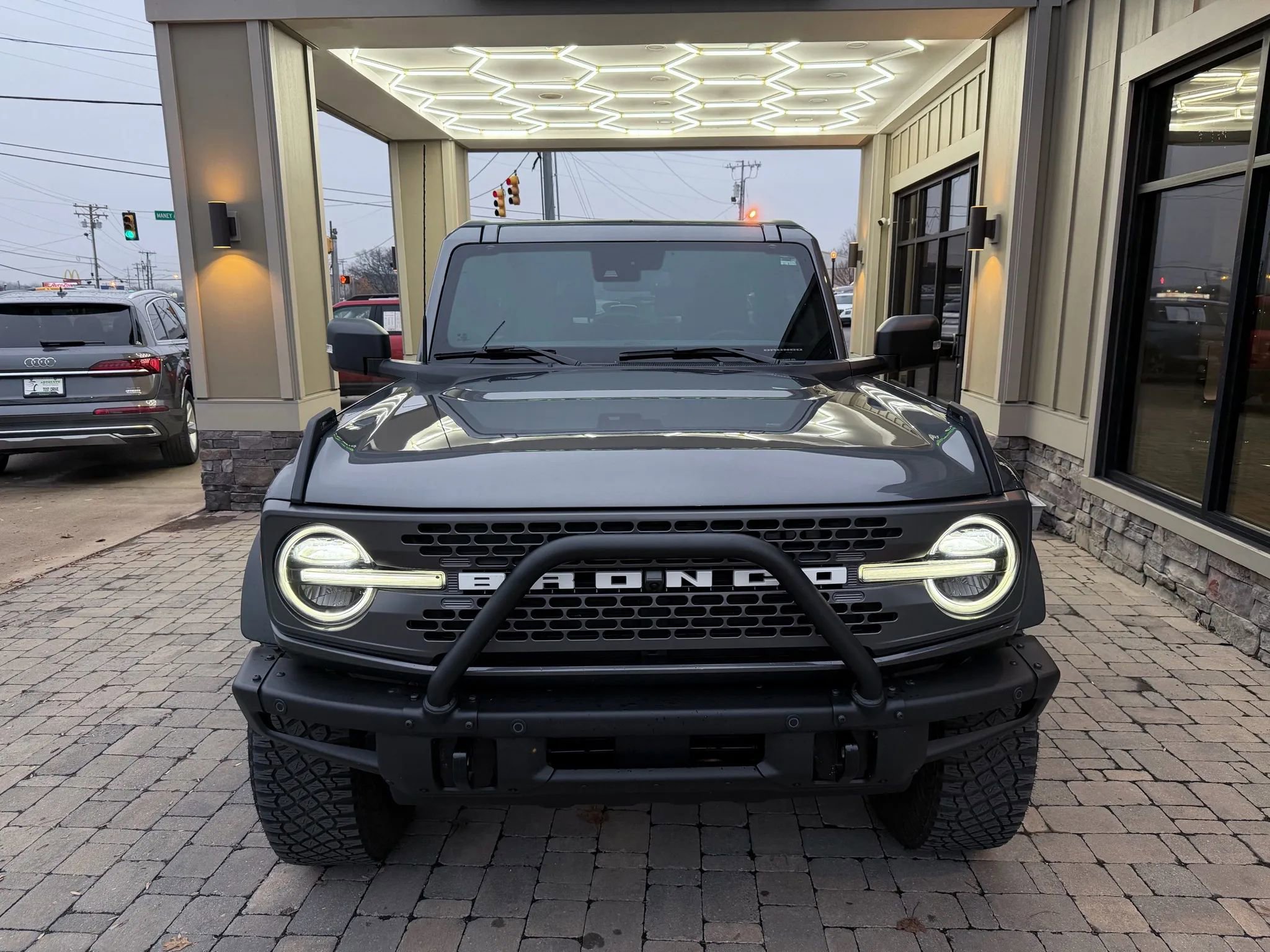 Used 2022 Ford Bronco Badlands image 49