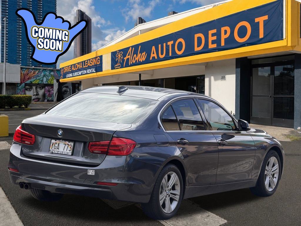 Used 2017 BMW 330i xDrive Sedan AWD/4WD image 5