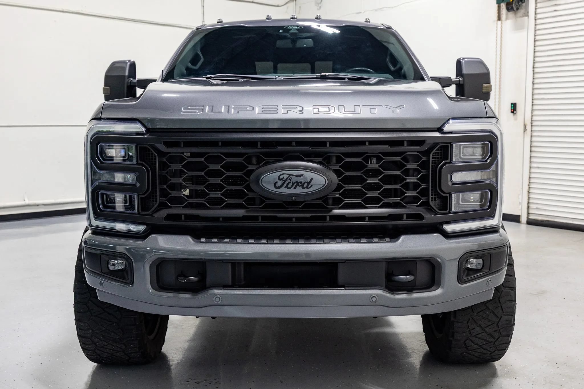 Used 2024 Ford F250 Platinum AWD/4WD image 4