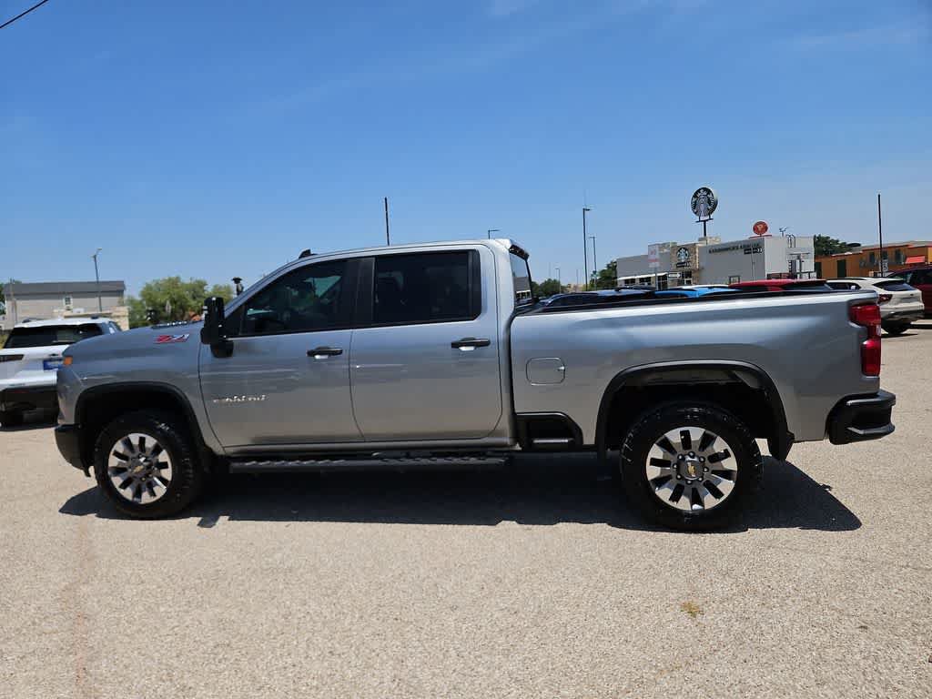 Used 2025 Chevrolet Silverado 2500 Custom w/ Custom Value Package AWD/4WD image 5