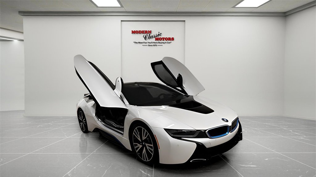 Used 2016 BMW i8 image 2