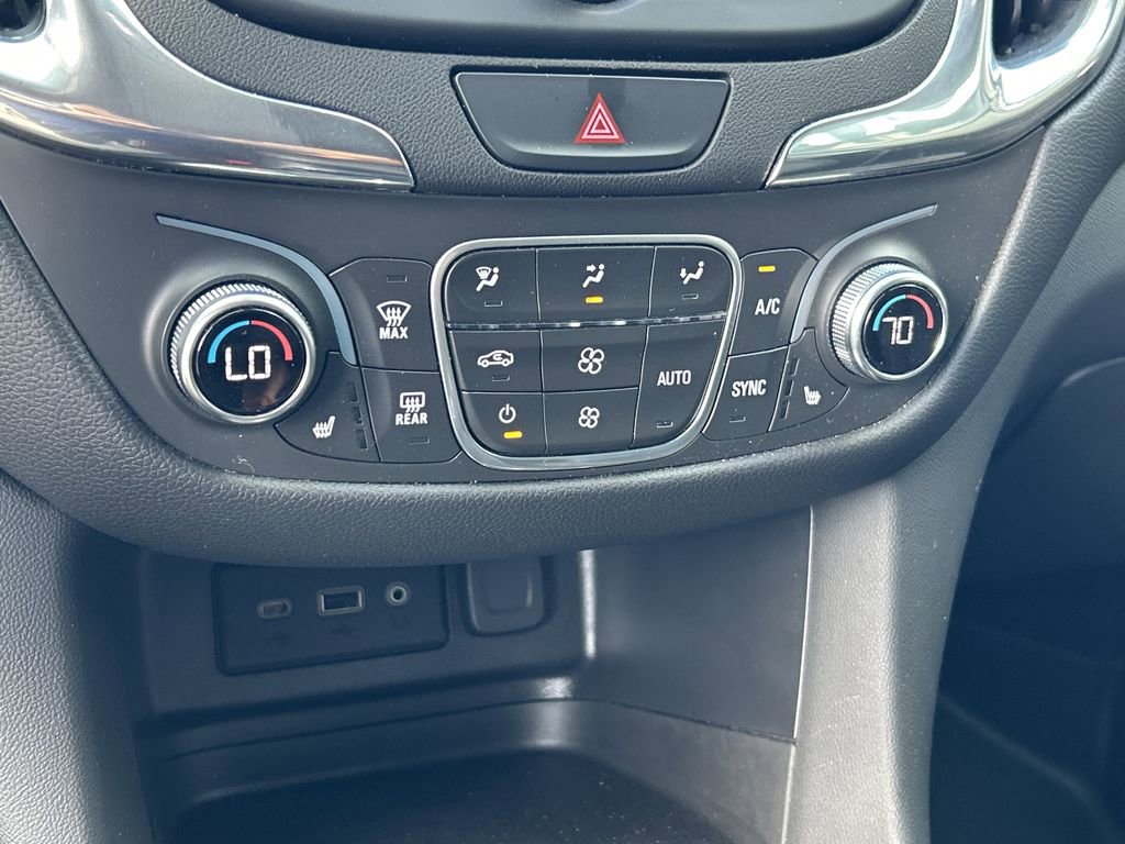 Used 2020 Chevrolet Equinox LT image 23