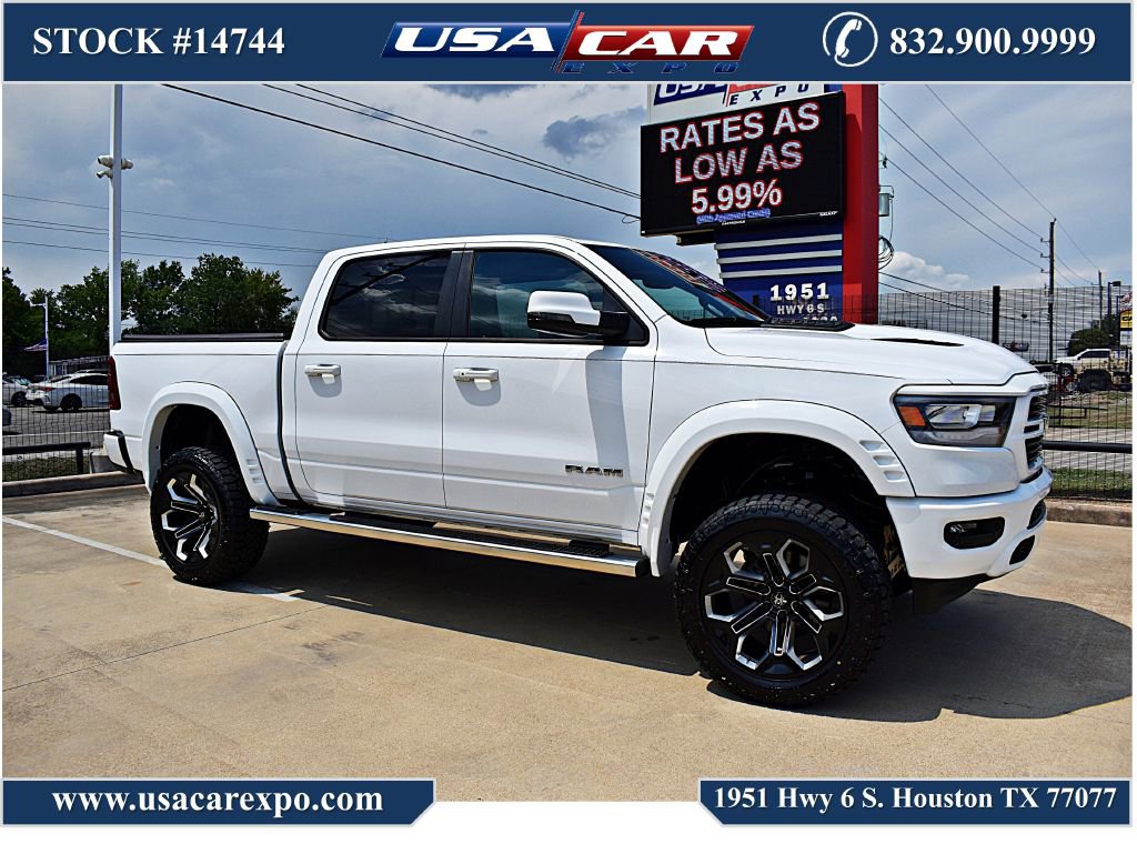 Used 2024 RAM 1500 Laramie image 1
