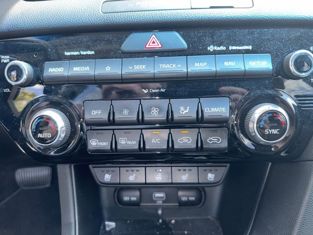 Certified 2021 Kia Sportage EX w/ EX Technology Package AWD/4WD image 14