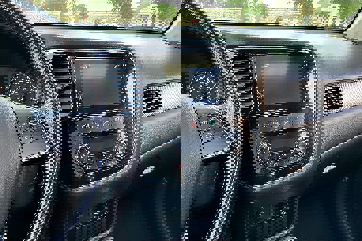 Used 2017 Mitsubishi Outlander SE image 7