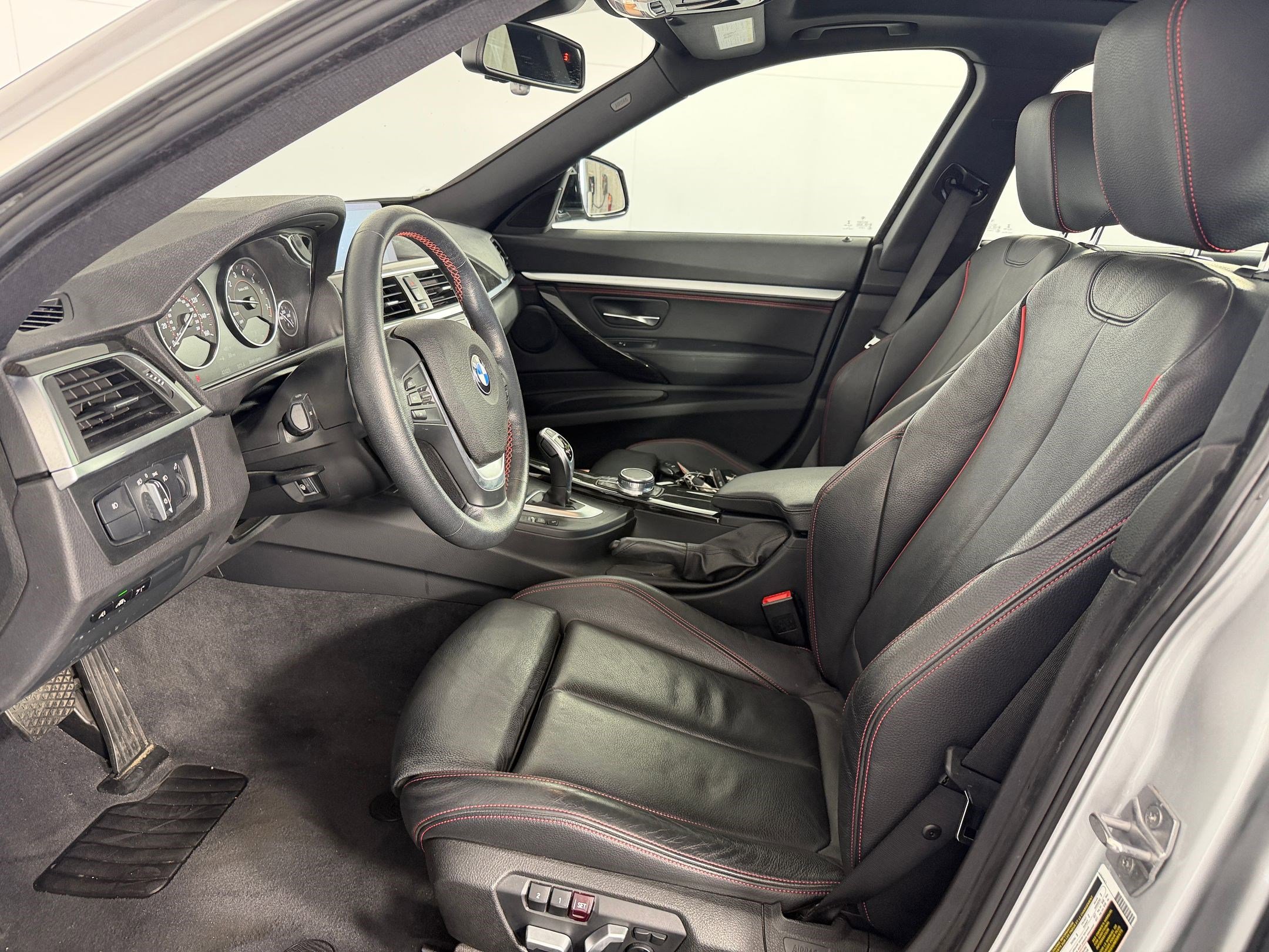 Used 2017 BMW 330i Gran Turismo xDrive AWD/4WD image 5