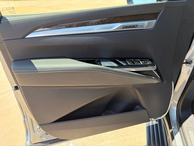 Certified 2025 Cadillac Escalade Sport Platinum w/ LPO, ONYX Package AWD/4WD image 9