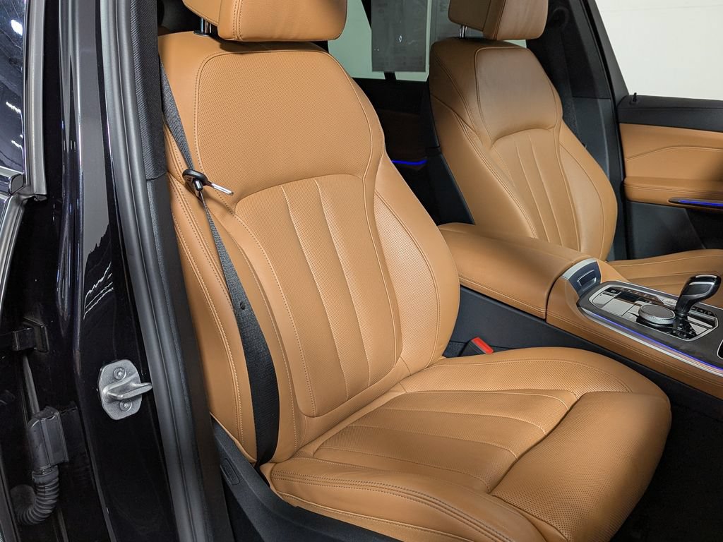 Used 2022 BMW X5 xDrive40i w/ M Sport Package AWD/4WD image 25