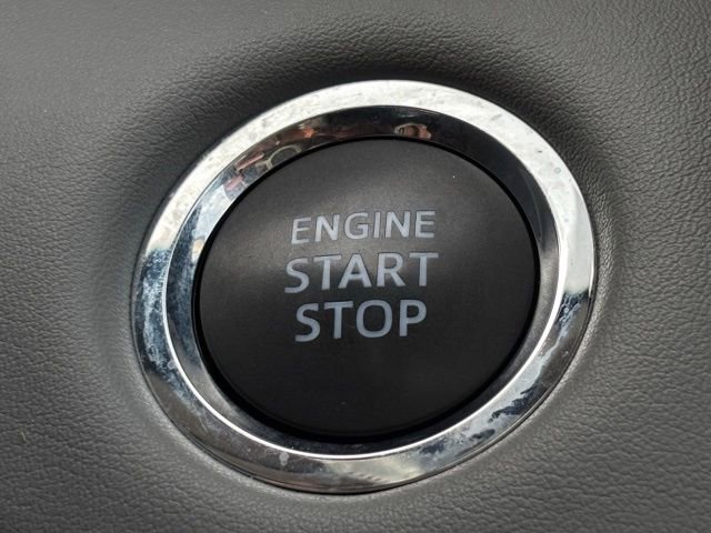 Used 2022 Toyota Highlander XLE image 38