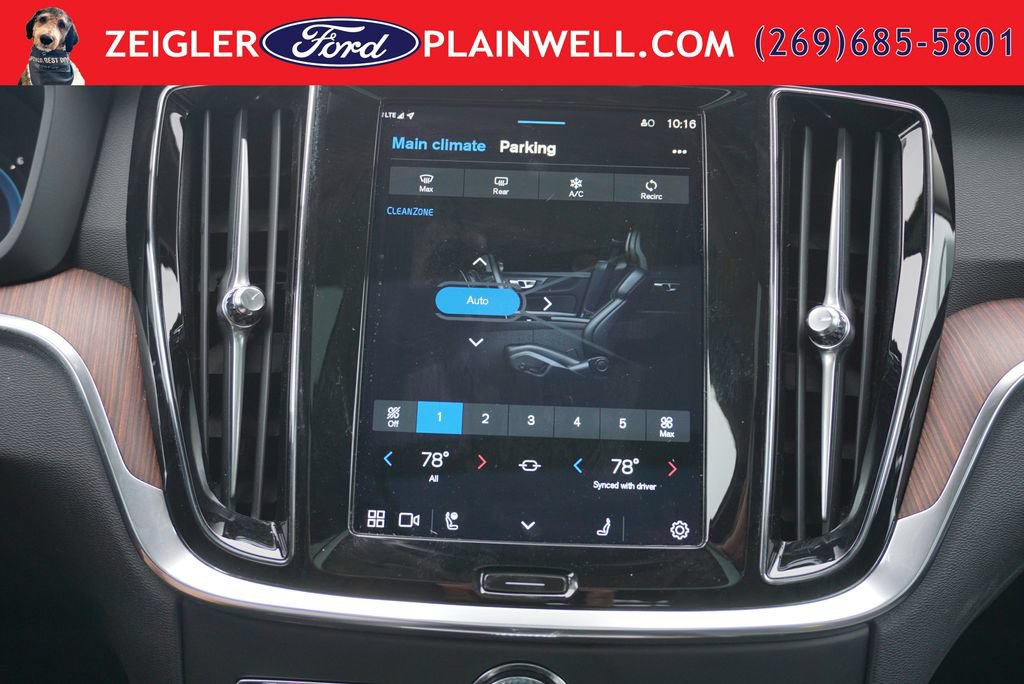 Used 2024 Volvo V60 B5 Cross Country Plus AWD/4WD image 23