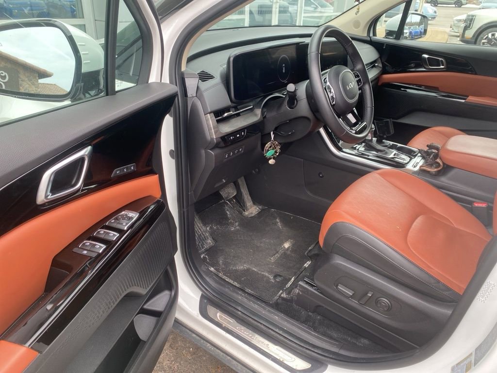 Used 2024 Kia Carnival SX FWD image 12
