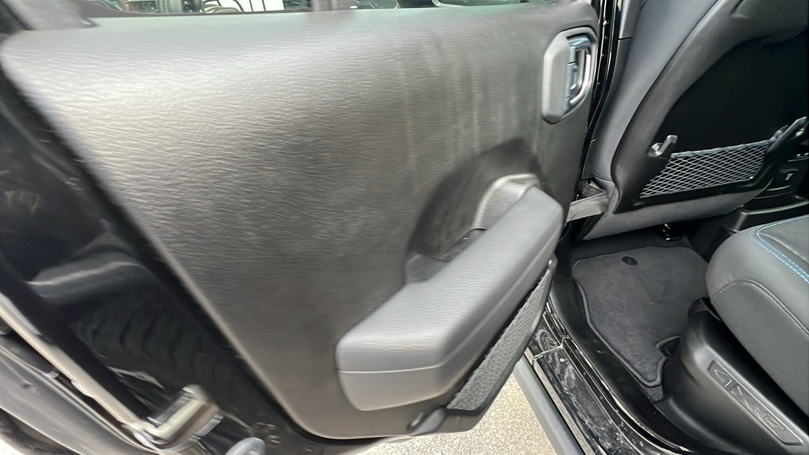 Used 2025 Jeep Wrangler 4xe Willys w/ Safety Group image 22