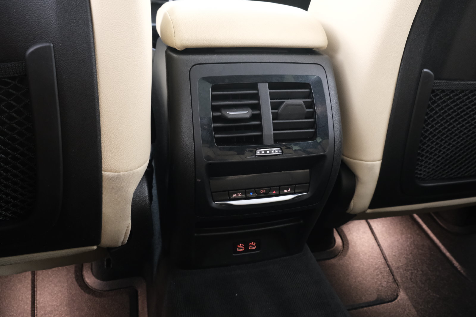 Used 2024 BMW X3 xDrive30i w/ Premium Package AWD/4WD image 35