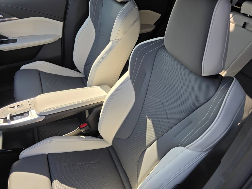 New 2026 BMW X1 M35i w/ Technology Package AWD/4WD image 9