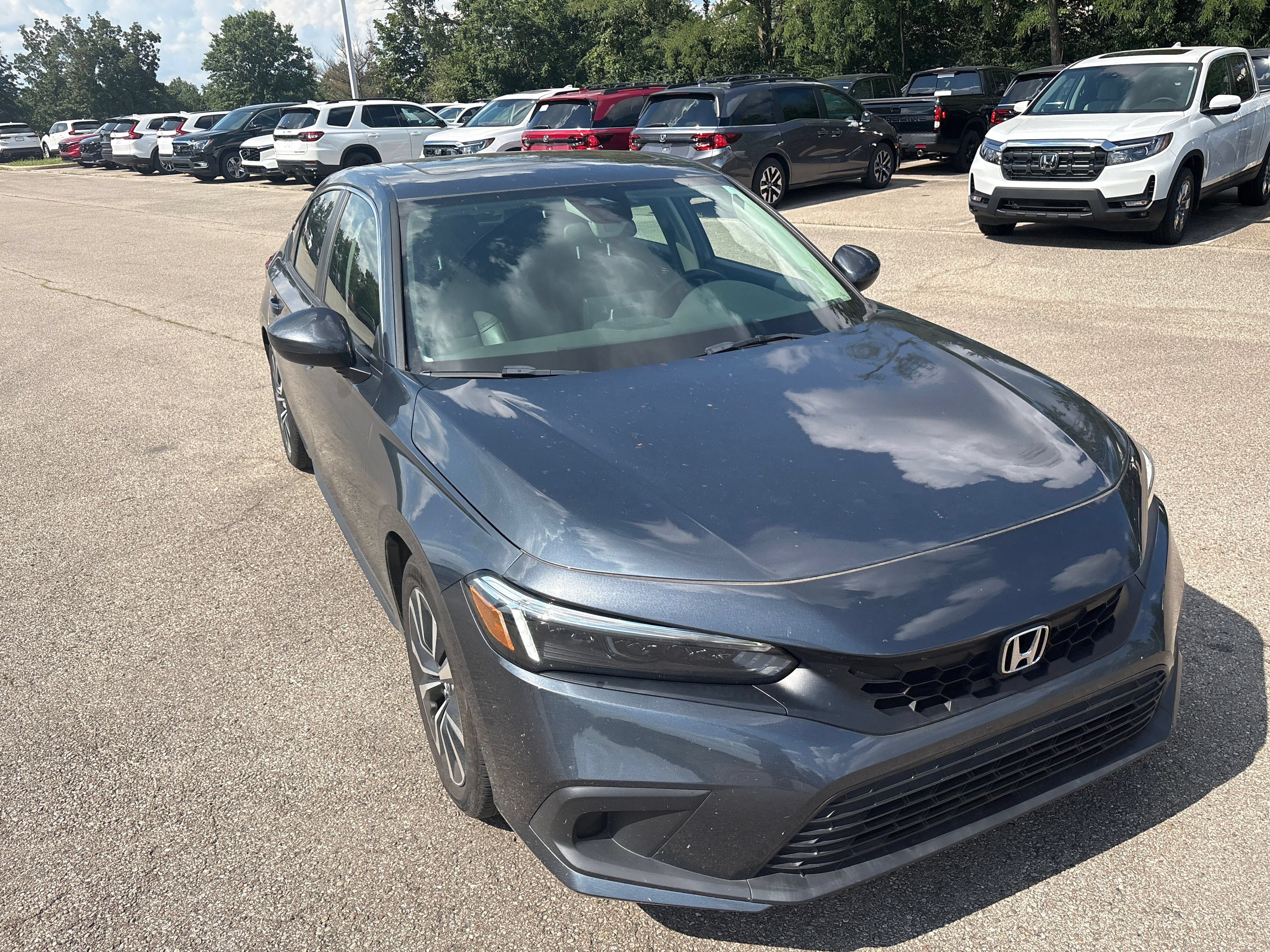 Used 2024 Honda Civic EX-L image 17