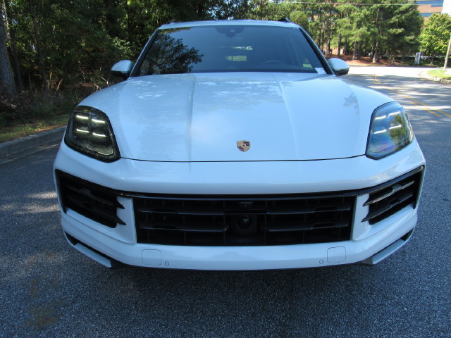 Certified 2025 Porsche Cayenne S AWD/4WD image 10