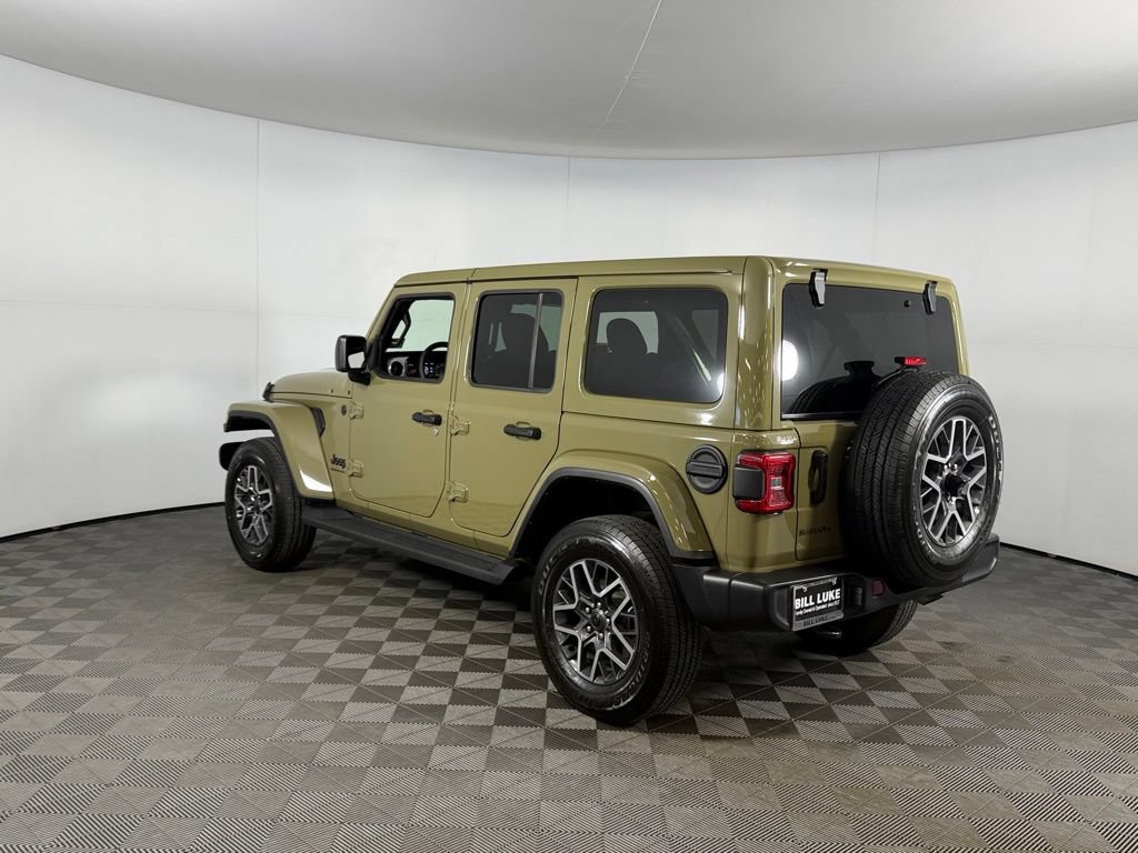 Certified 2026 Jeep Wrangler Unlimited Sahara AWD/4WD image 7