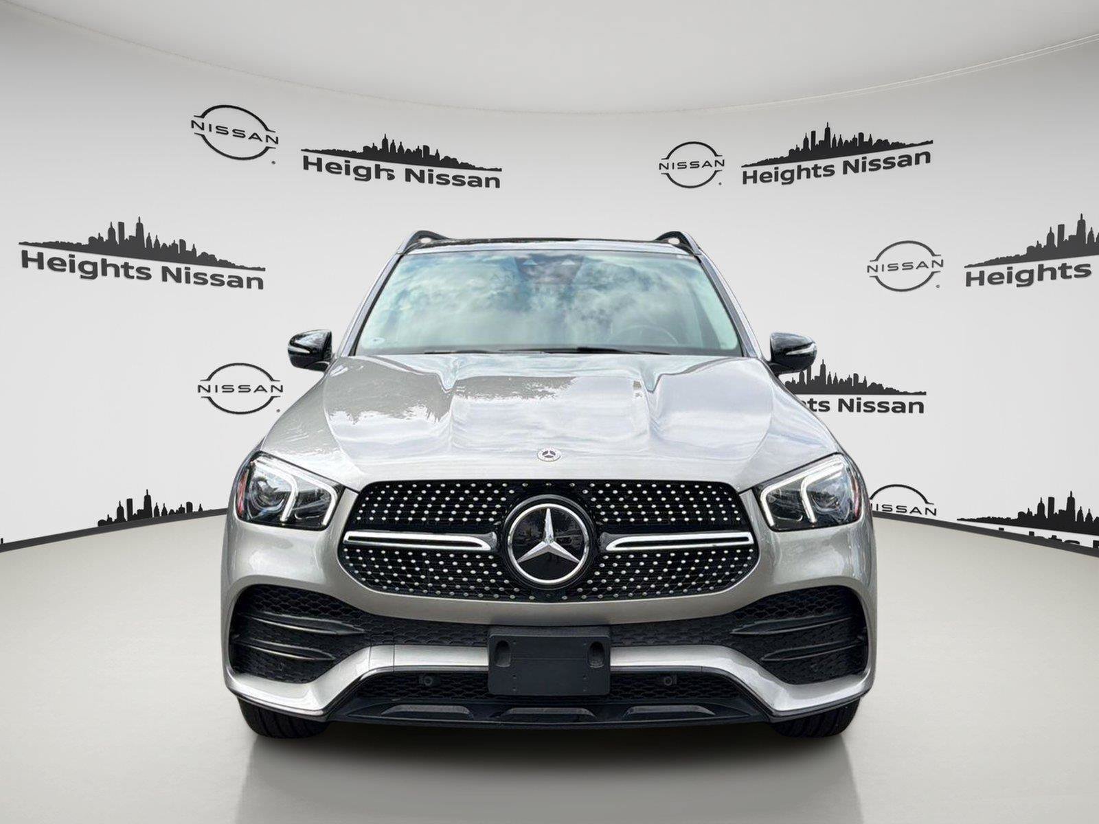 Used 2023 Mercedes-Benz GLE 350 4MATIC w/ AMG Line Exterior image 8