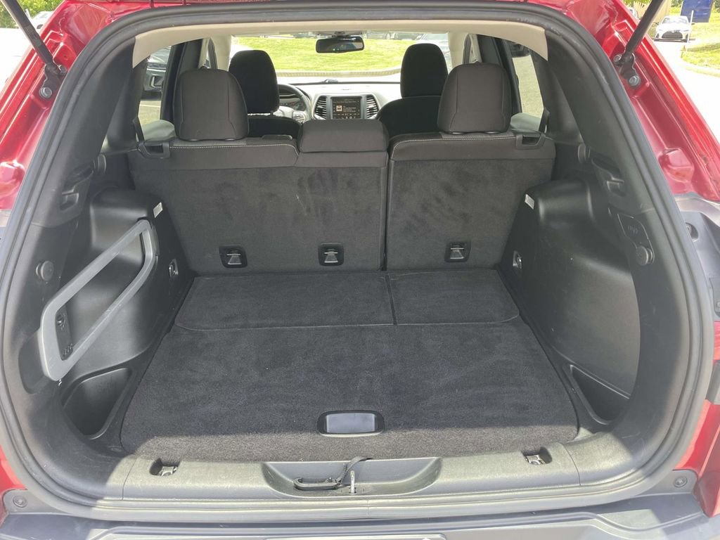 Used 2014 Jeep Cherokee Latitude FWD image 7