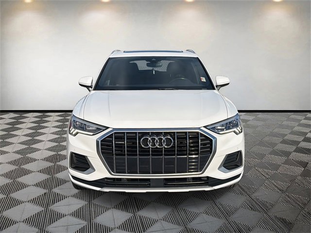 Used 2020 Audi Q3 2.0T Premium Plus w/ Premium Plus Package image 2
