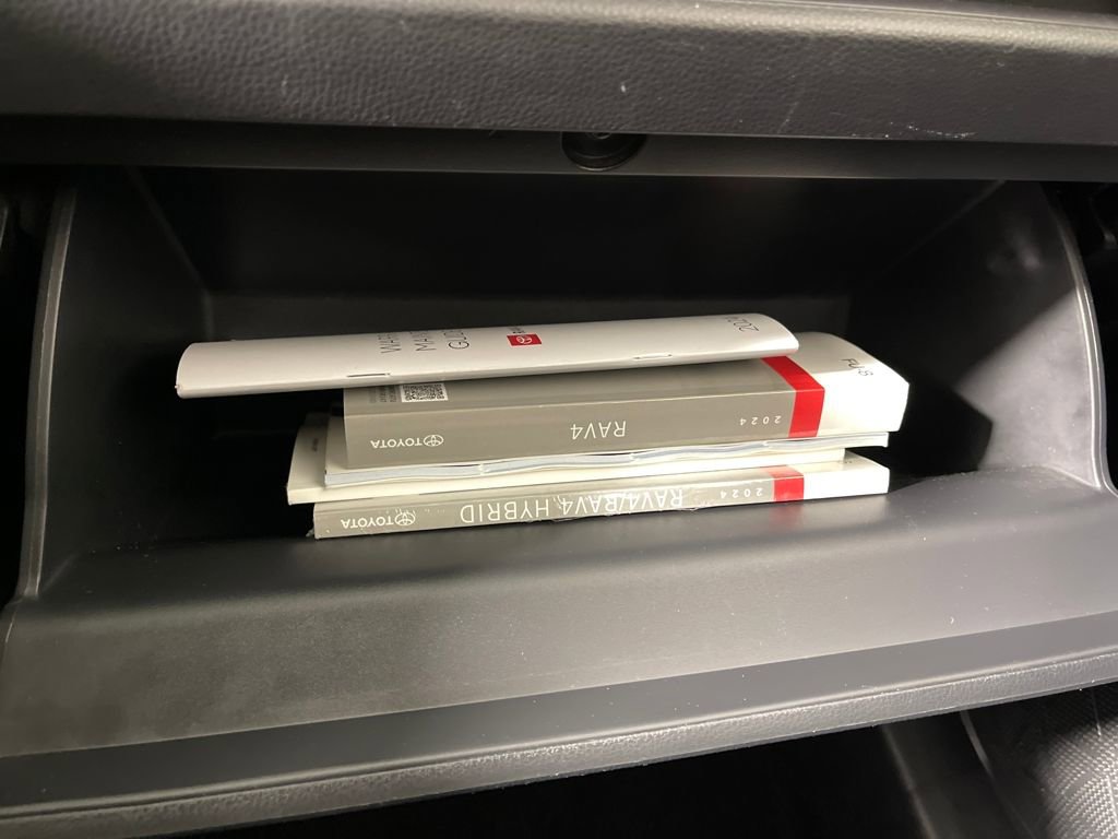 Certified 2024 Toyota RAV4 XLE image 25