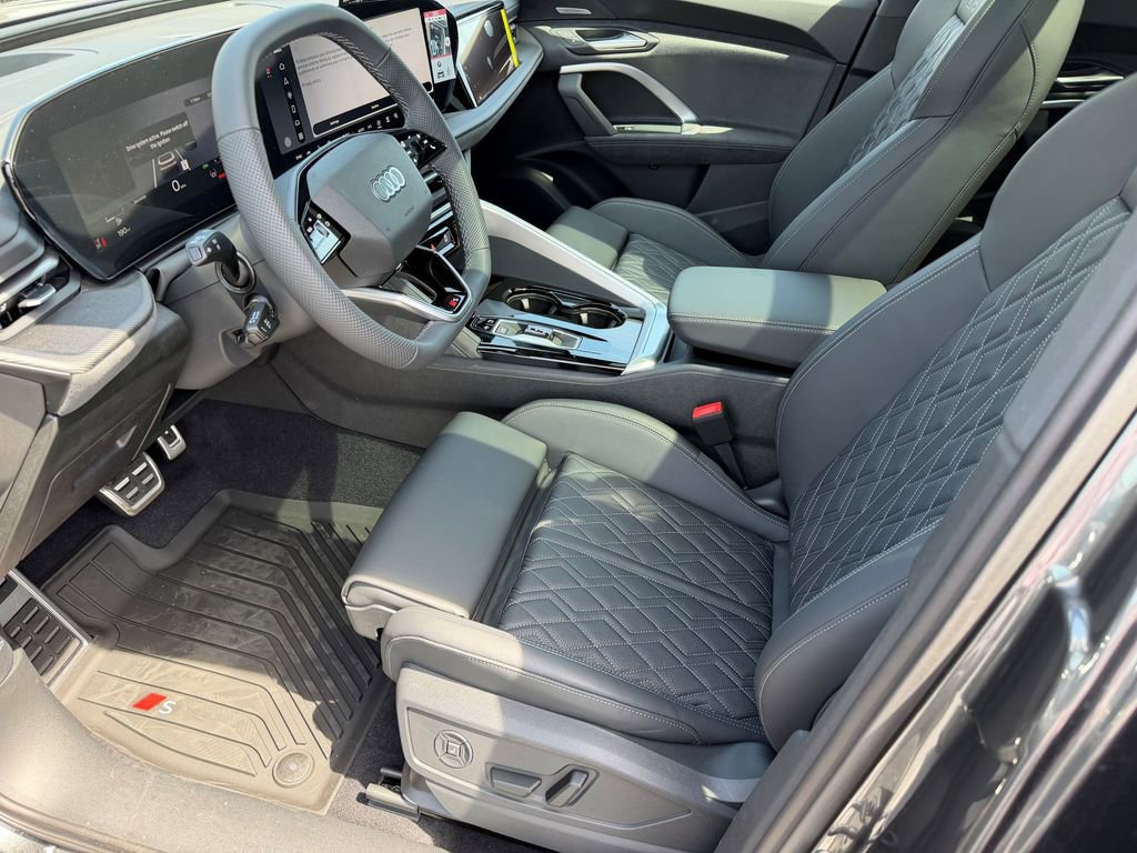 New 2026 Audi SQ5 Premium Plus image 18
