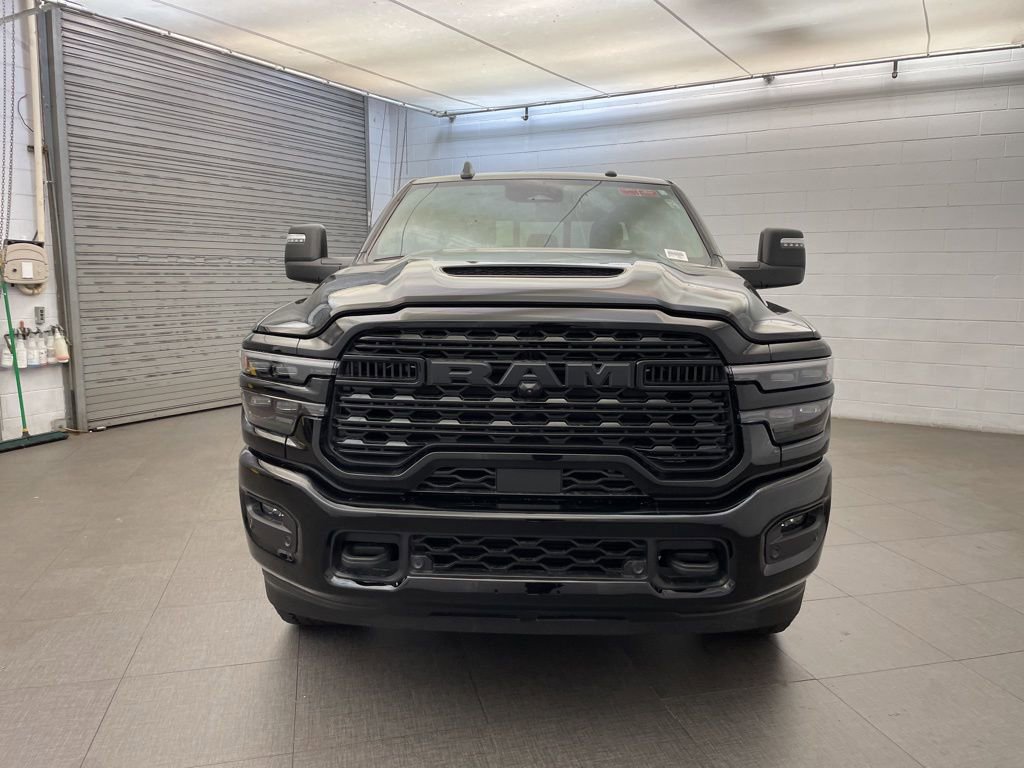 New 2026 RAM 2500 Limited AWD/4WD image 9