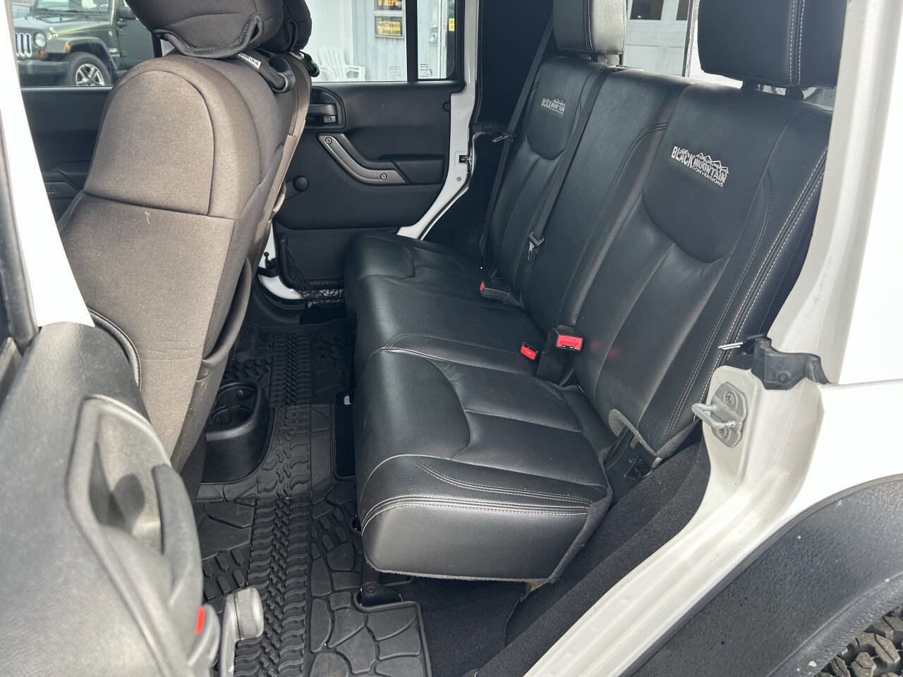 Used 2013 Jeep Wrangler Unlimited Sport image 15