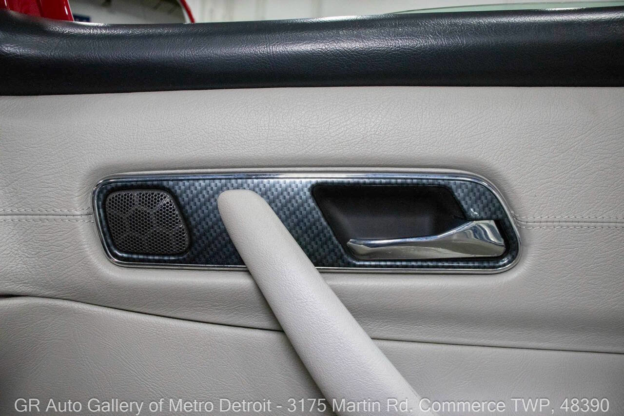 Used 1998 Mercedes-Benz SLK 230 image 39