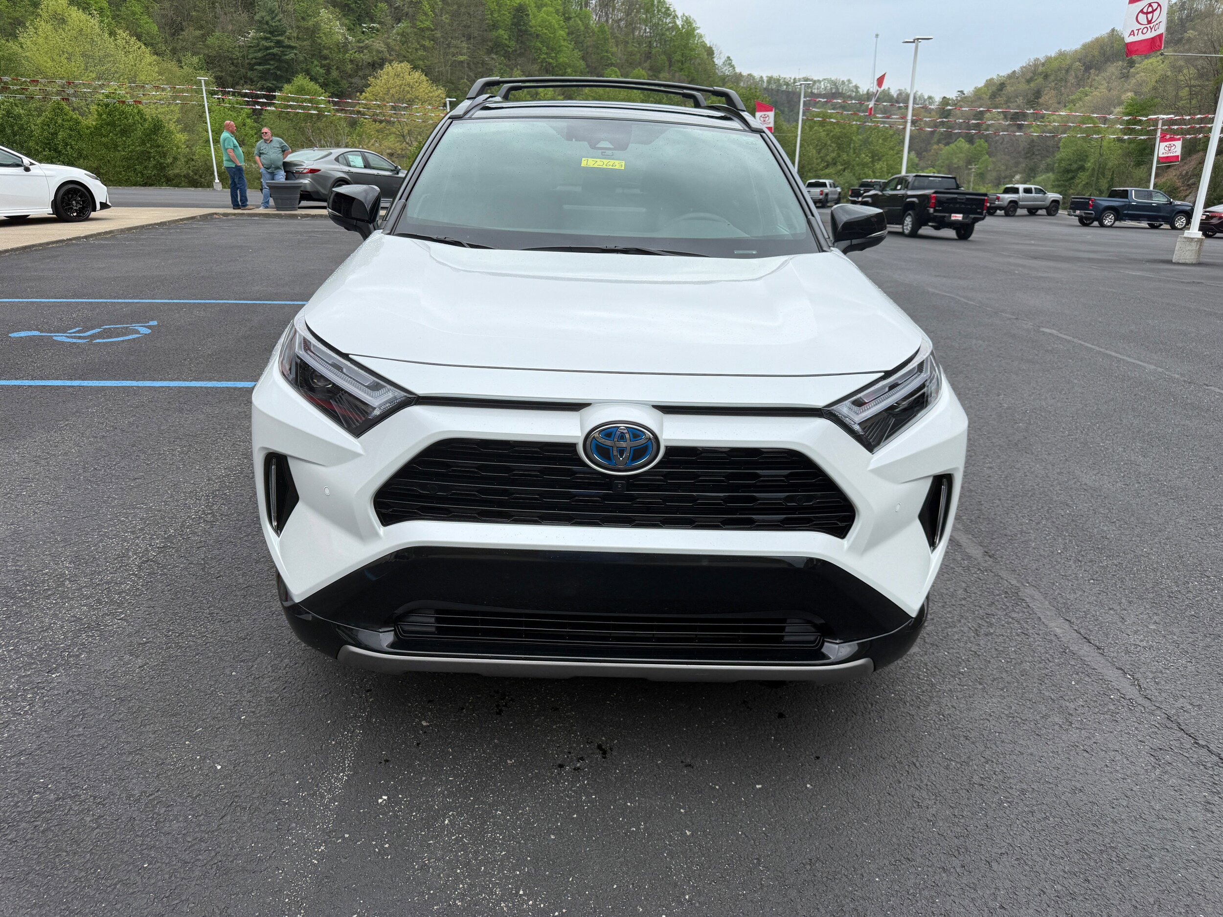 Used 2024 Toyota RAV4 XSE w/ Advanced Technology Package image 4