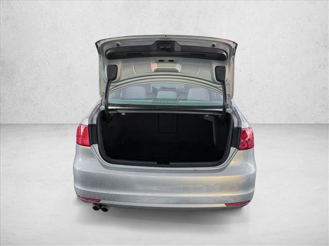 Used 2013 Volkswagen Jetta SE image 7