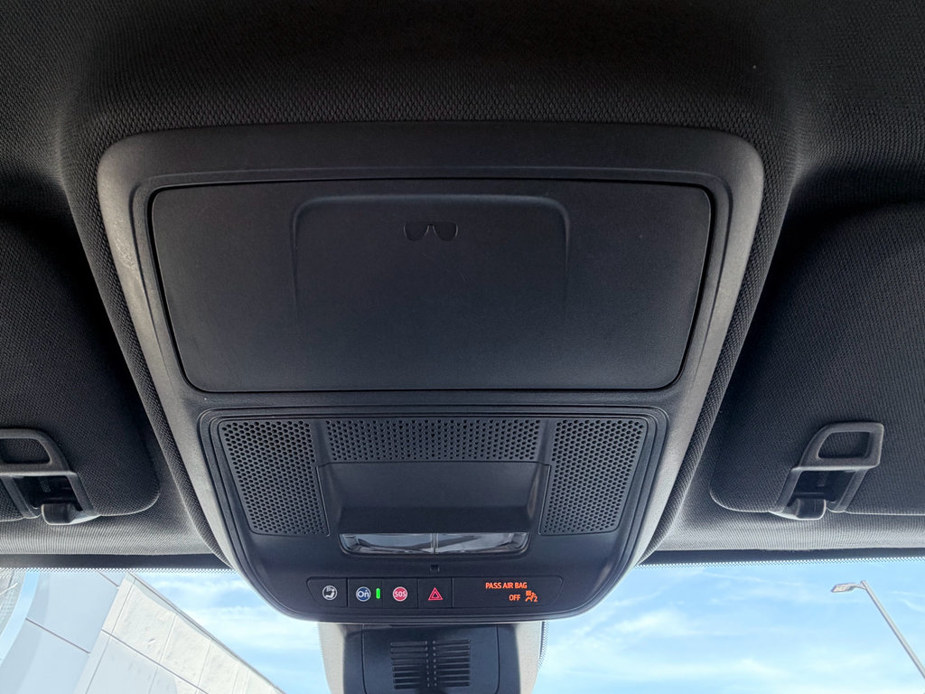 Used 2026 Chevrolet Equinox LT w/ Convenience Package II FWD image 16