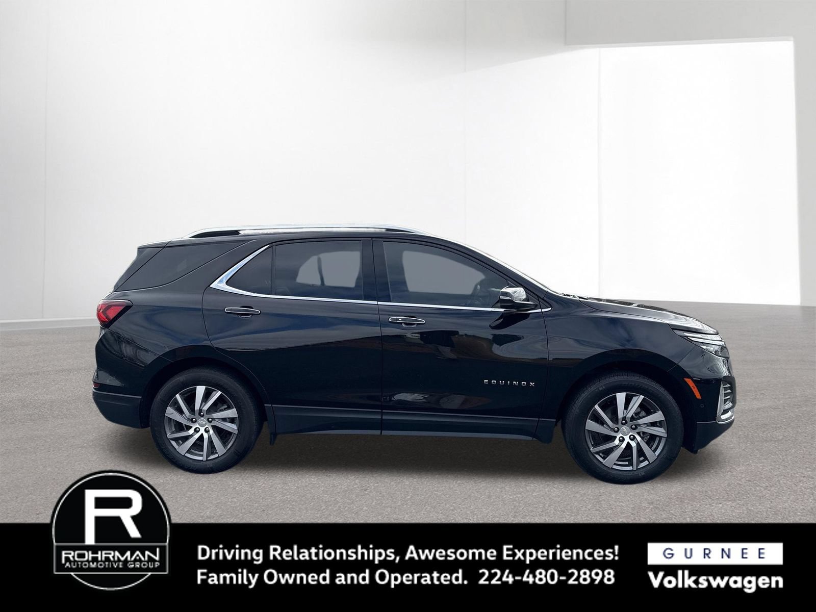 Used 2023 Chevrolet Equinox Premier AWD/4WD image 11