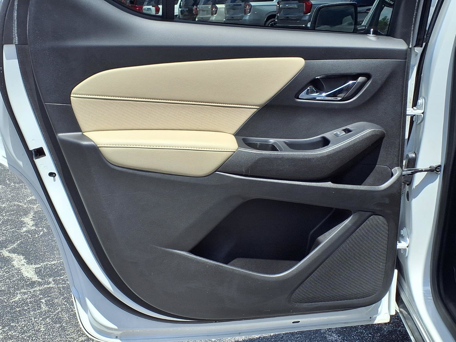 Certified 2023 Chevrolet Traverse Premier FWD image 19