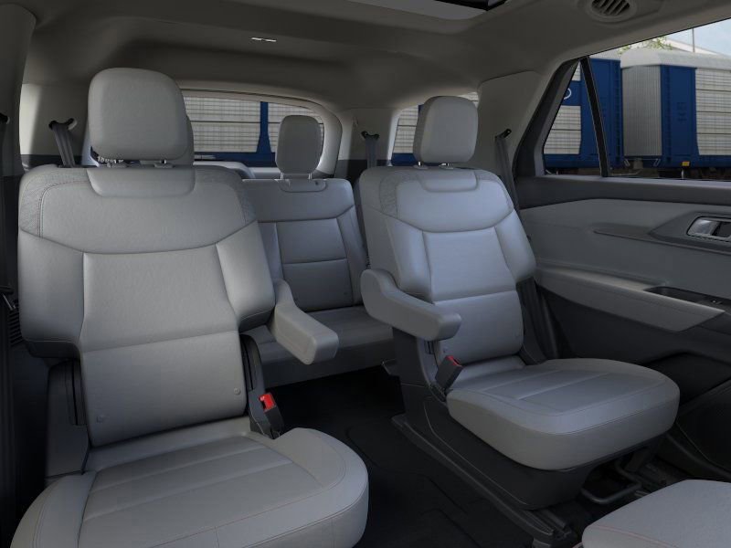 New 2026 Ford Explorer Active AWD/4WD image 13