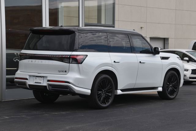 Used 2025 INFINITI QX80 Sensory AWD/4WD image 8