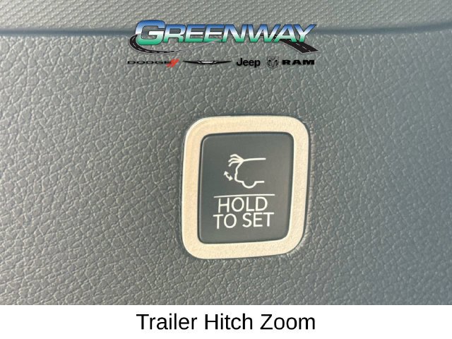 Used 2026 Jeep Grand Wagoneer 4WD w/ HD Trailer Tow Package image 8