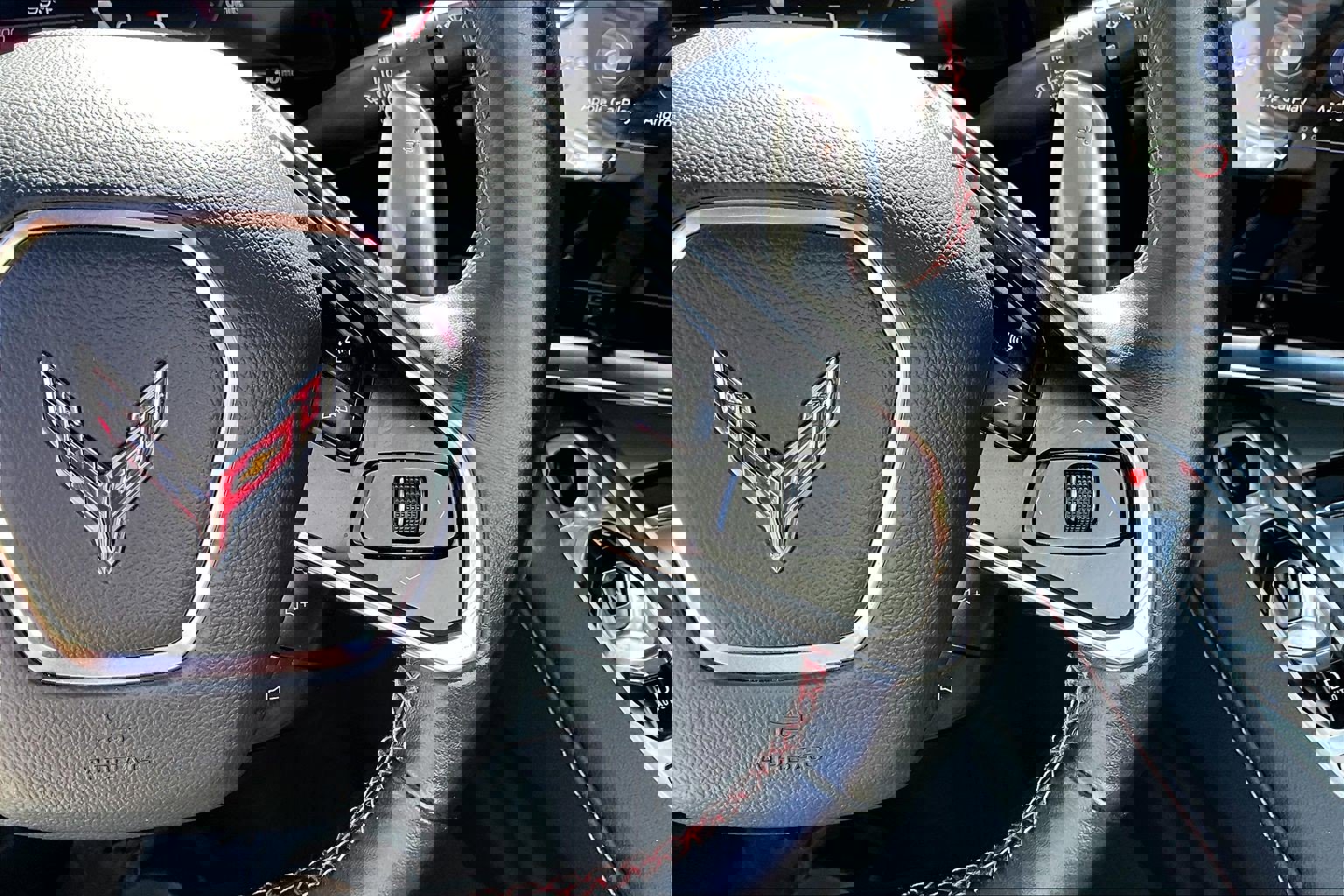 Used 2021 Chevrolet Corvette Stingray Coupe w/ Engine Appearance Package image 17