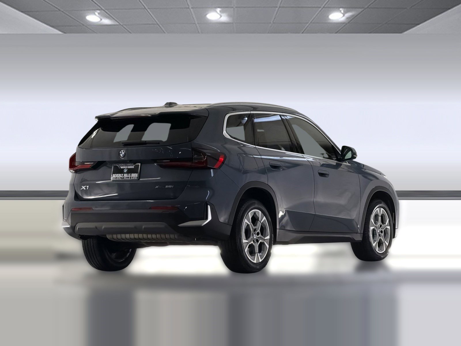 Used 2023 BMW X1 xDrive28i w/ Convenience Package AWD/4WD image 9