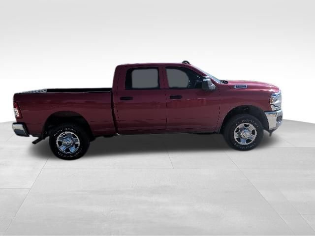 Used 2024 RAM 2500 Tradesman w/ Chrome Appearance Group AWD/4WD image 2