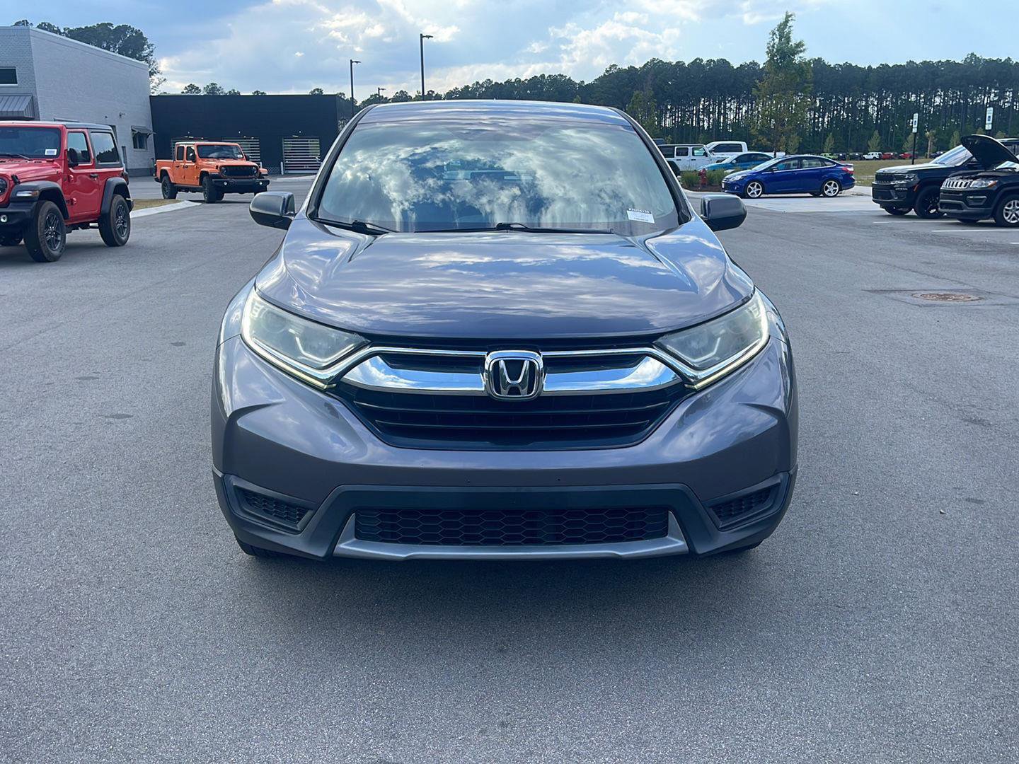 Used 2019 Honda CR-V LX image 2