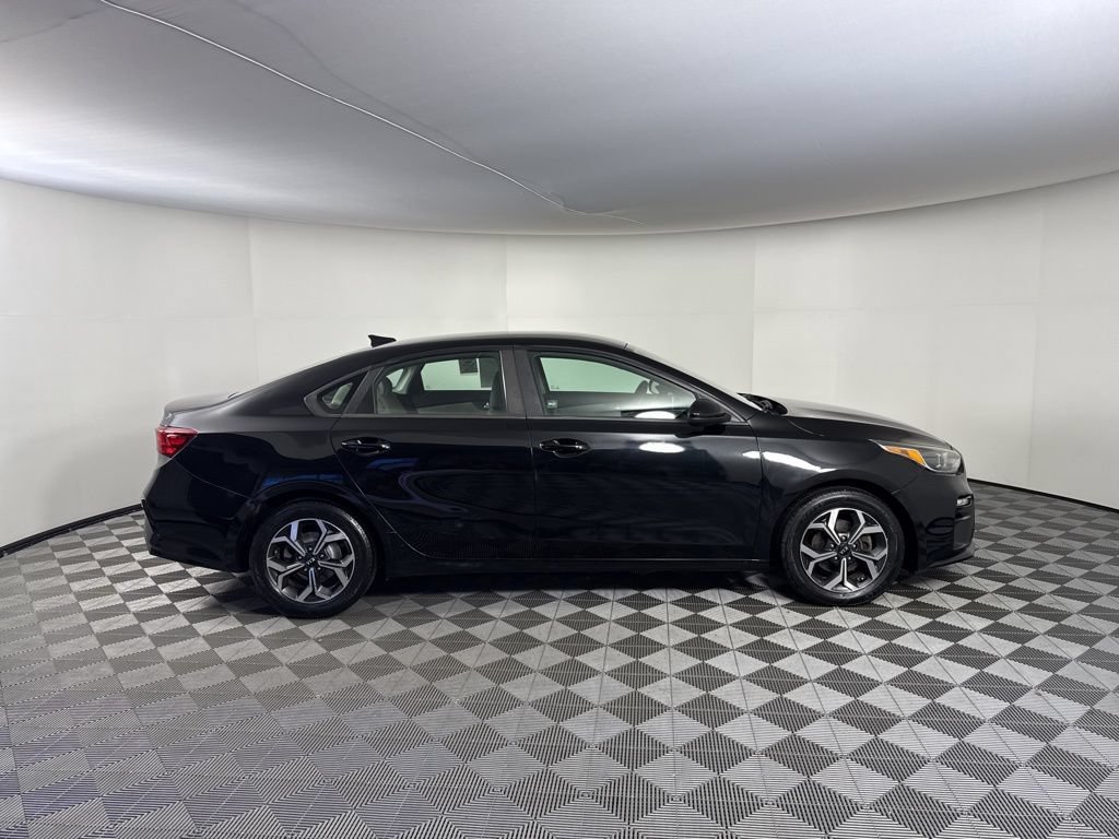 Used 2019 Kia Forte LXS FWD image 6