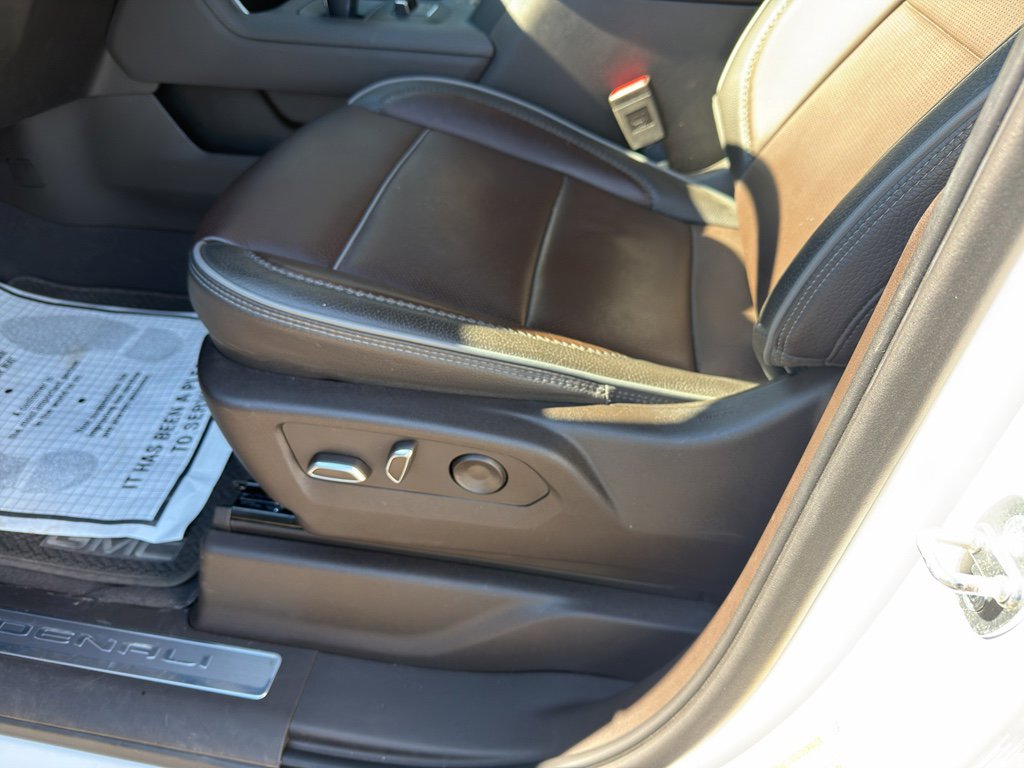 Used 2023 GMC Sierra 1500 Denali w/ Denali Reserve Package image 16