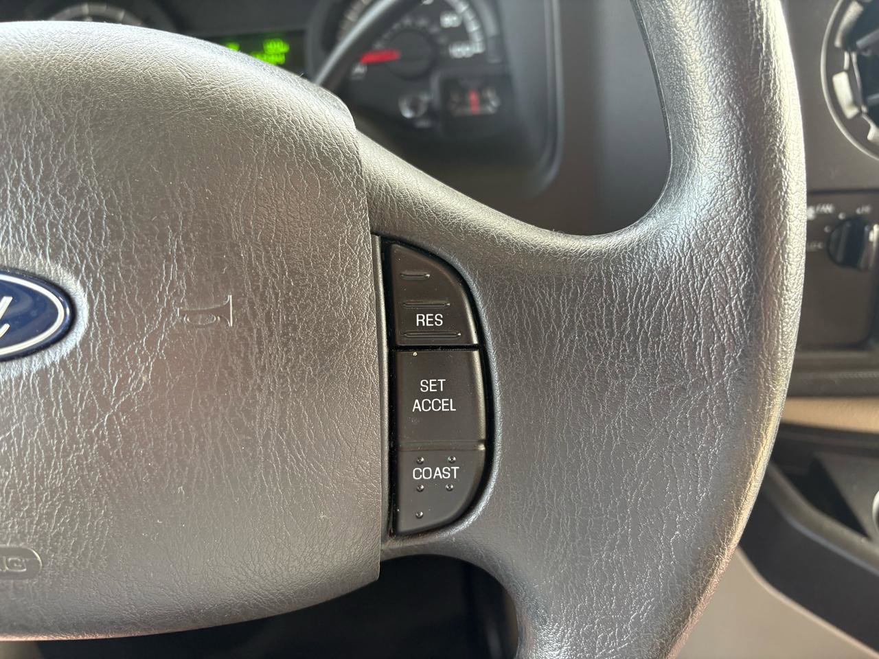 Used 2018 Ford E-450 and Econoline 450 Super Duty w/ Motorhome Prep Package RWD image 44