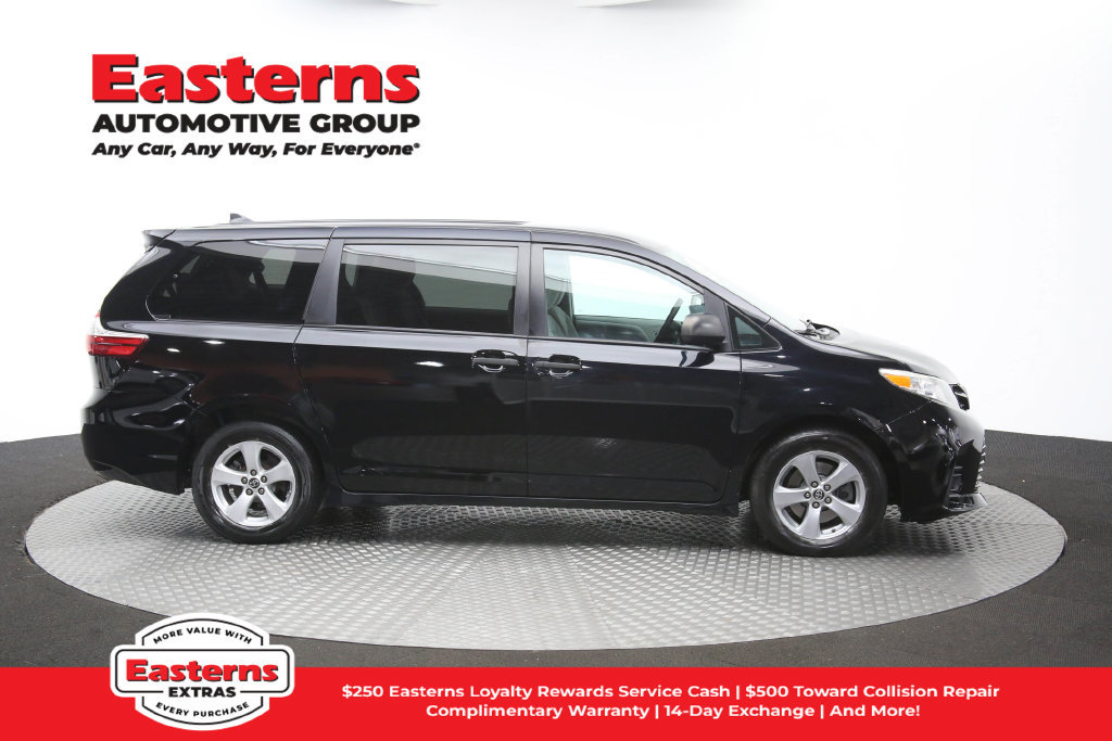 Used 2020 Toyota Sienna L FWD image 46