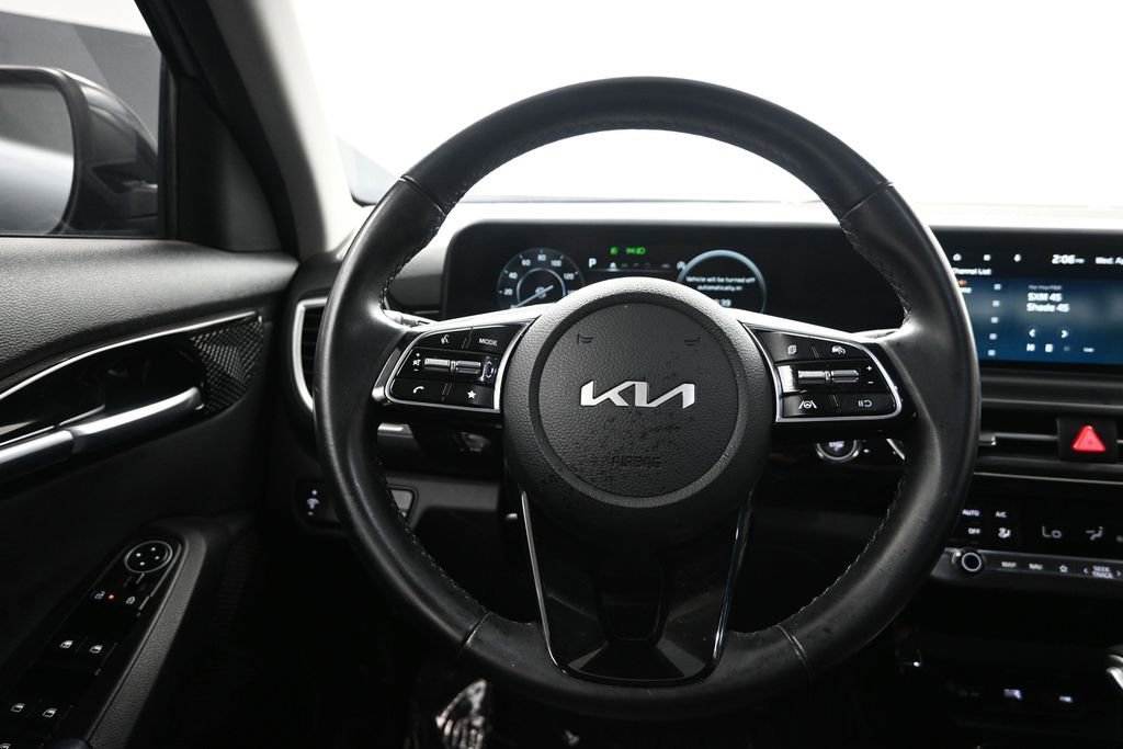 Certified 2024 Kia Seltos S FWD image 32