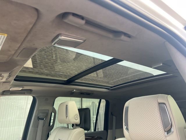Used 2021 Cadillac Escalade ESV Sport Platinum image 10